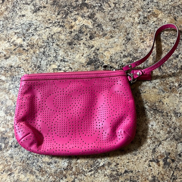 🌸 Coach Hot Pink Perforated Leather Wristlet - Picture 3 of 8